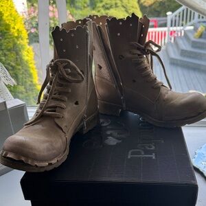 Women's Tan Ankle Boots